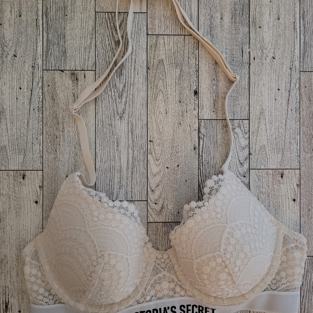 Victoria's Secret Ivory Lace Convertible Bra 32B - Picture 2 of 5